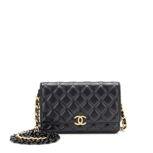 Pre-Owned CC Black Quilted Lambskin WOC Gold Hardware