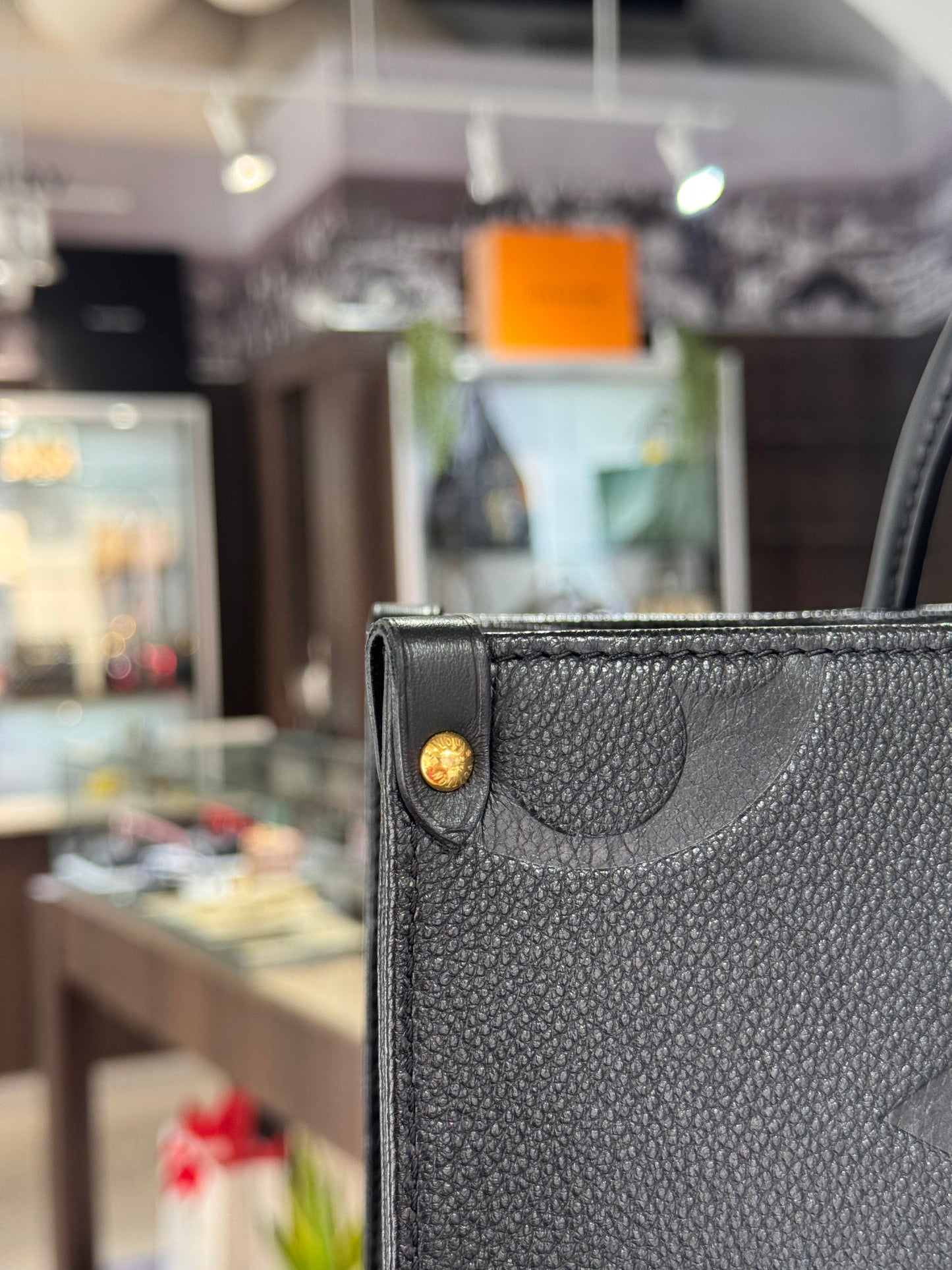Louis Vuitton OnTheGo MM Empreinte  Noir Obscur