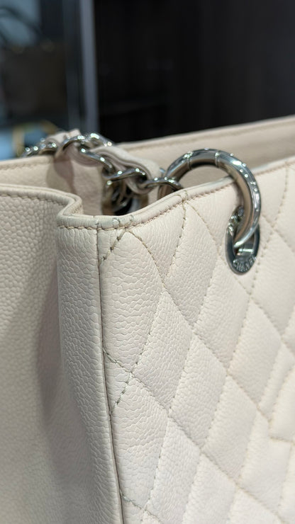 Pre-Owned CC Caviar Shopping Tote Light Pink Silver Hardware