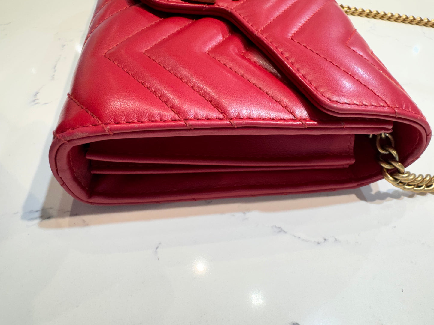 Gucci Red Marmont Wallet On Chain