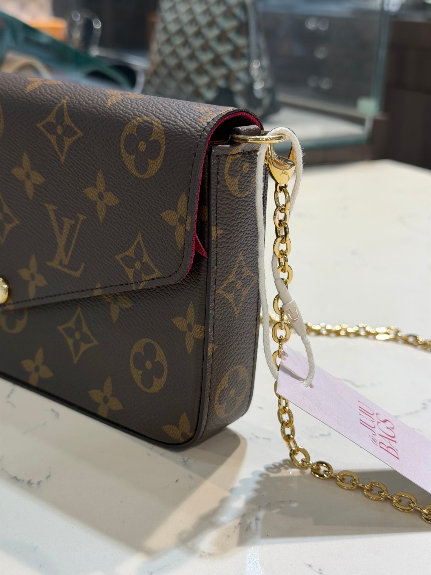 Pre-Owned LV Pochette Monogram Félicie