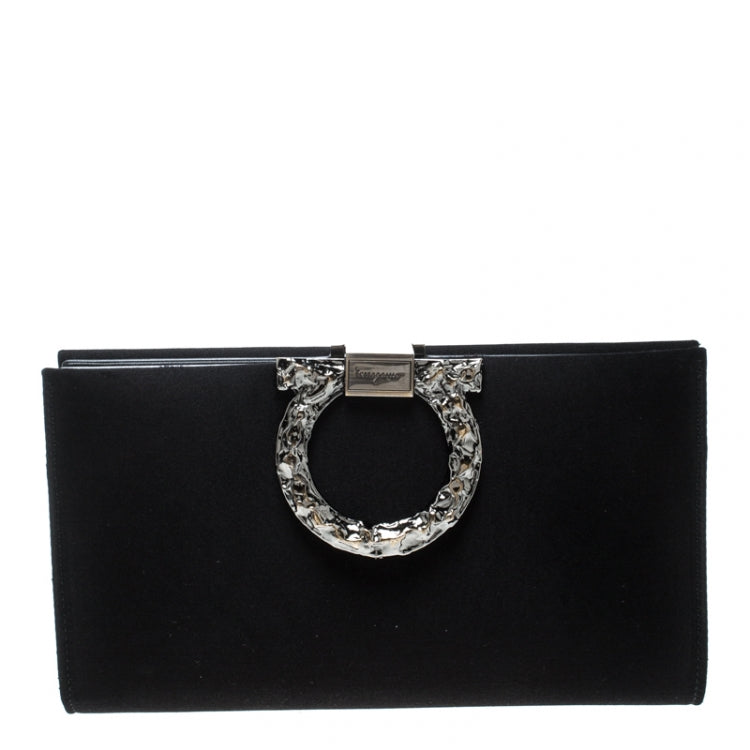 Pre-Owned Salvatore Ferragamo Black Satin Clutch