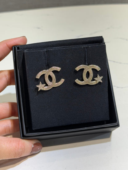 Like New CC Star Stud Earrings Light Gold Hardware