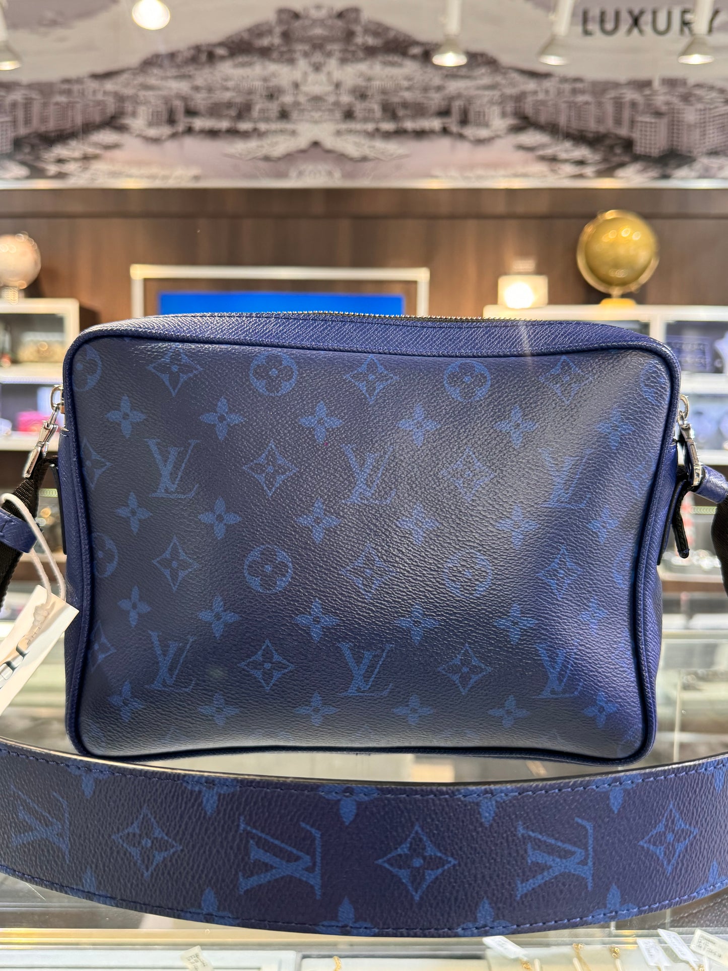 Louis Vuitton Messenger Cobalt