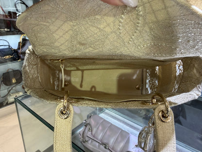 Pre-Owned CD Medium Lady D-Lite Canvas Butterfly Embroidery Gold Hardware