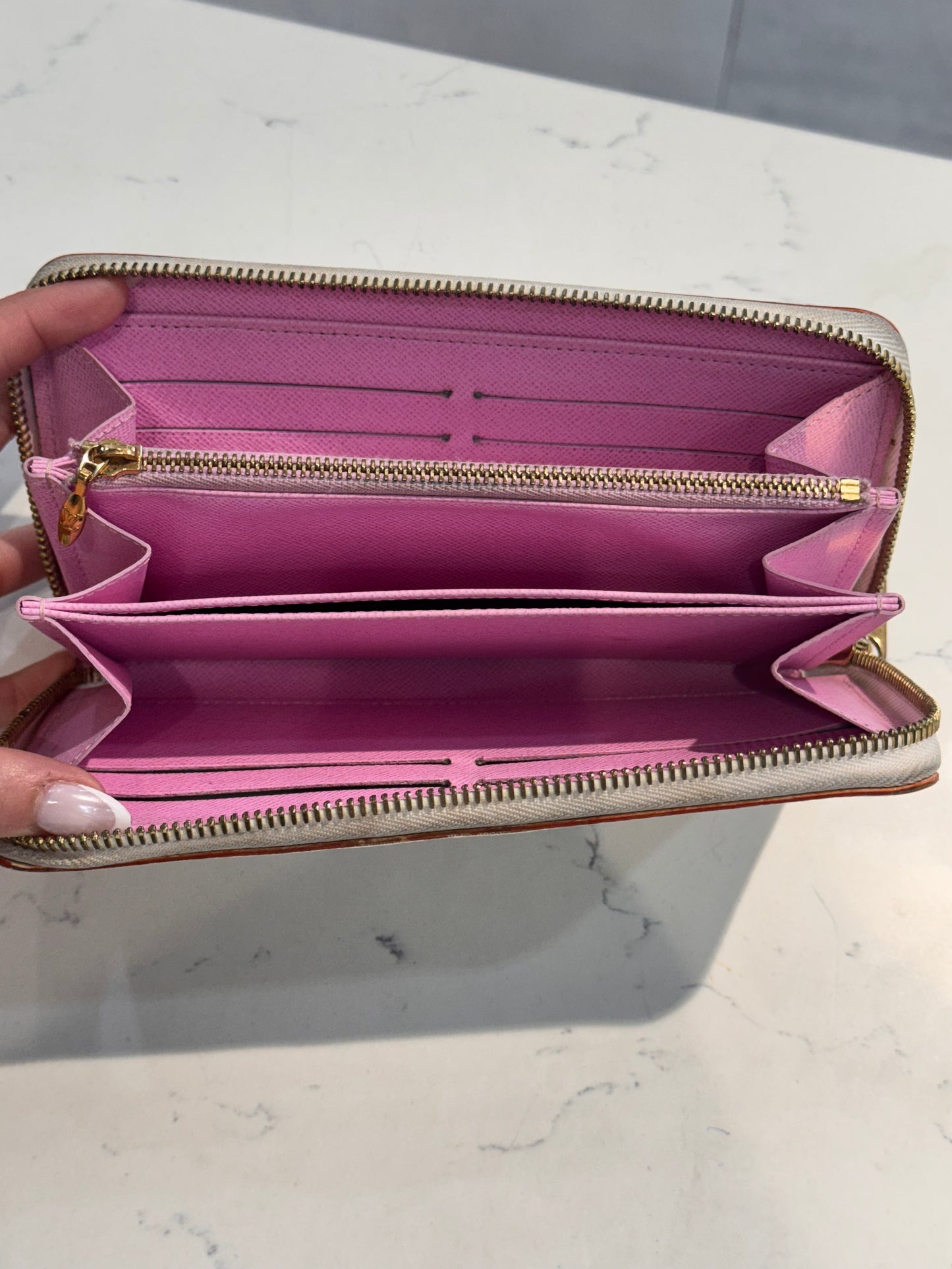 Pre-owned Louis Vuitton Monogram Multicolor Zippy Wallet