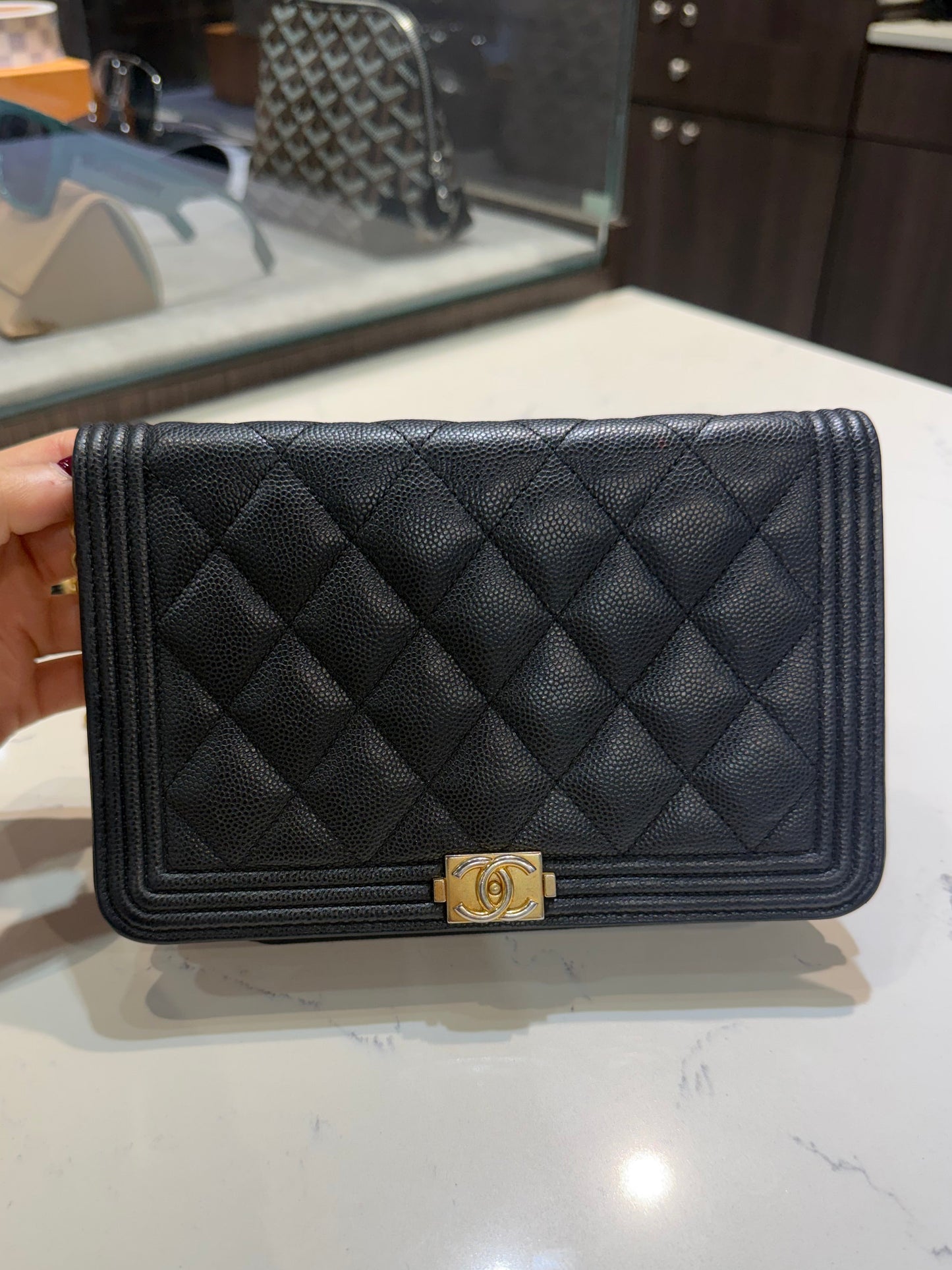 Pre-Owned CC Boy Wallet On Chain Black Caviar Gold Hardware