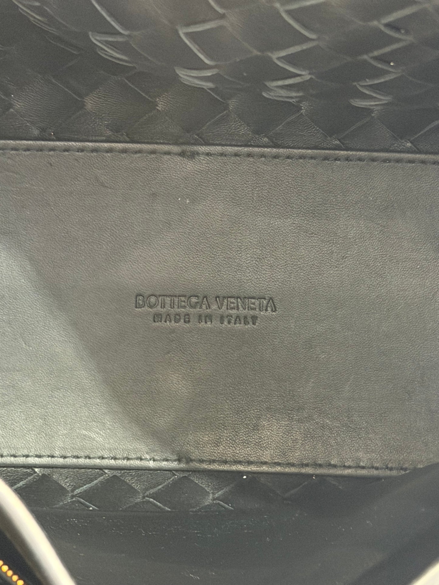 Pre-Owned Bottega Medium Andiamo Black Lambskin