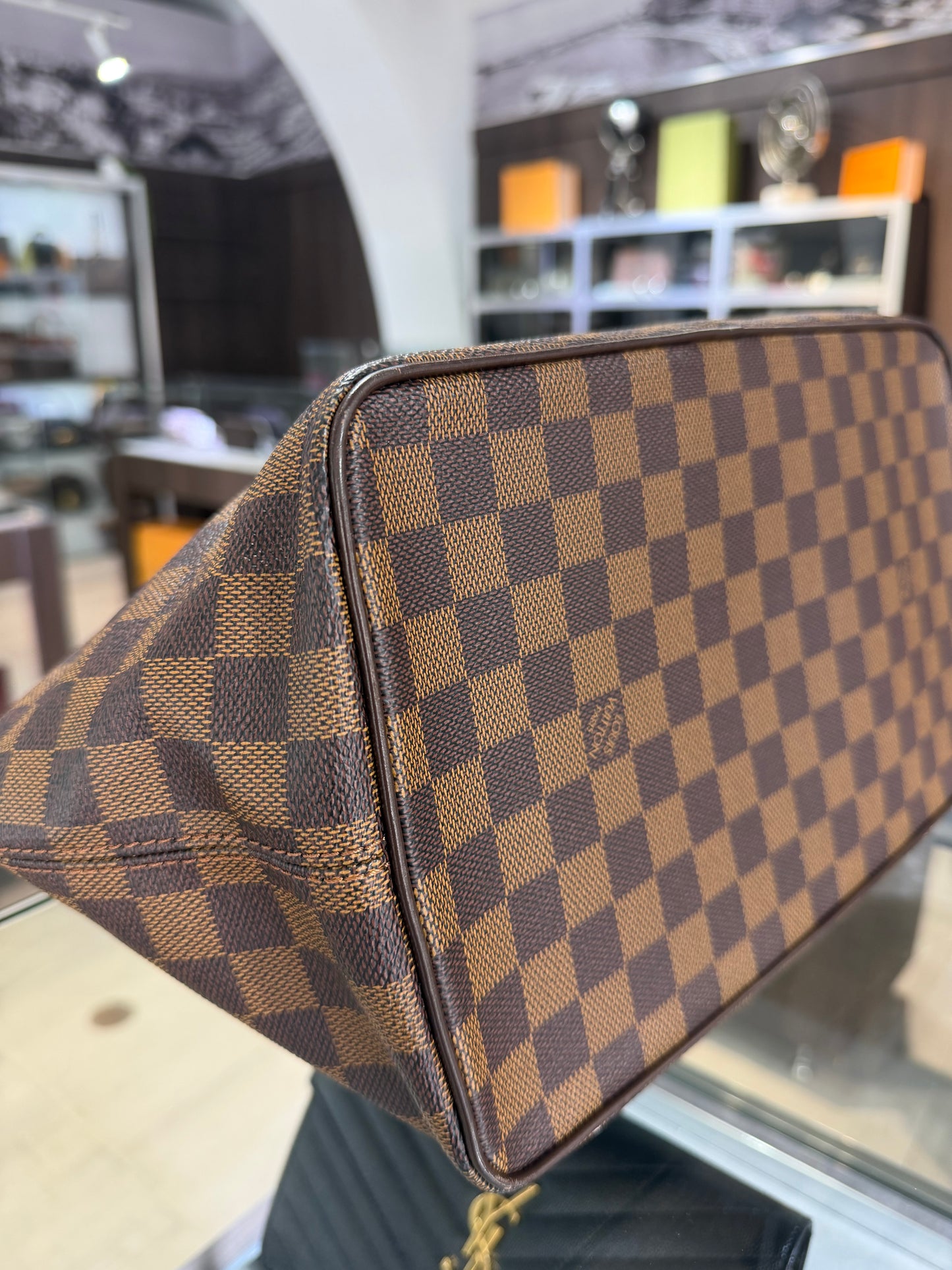 Pre-Owned LV Damier Ebene Shoulder Bag