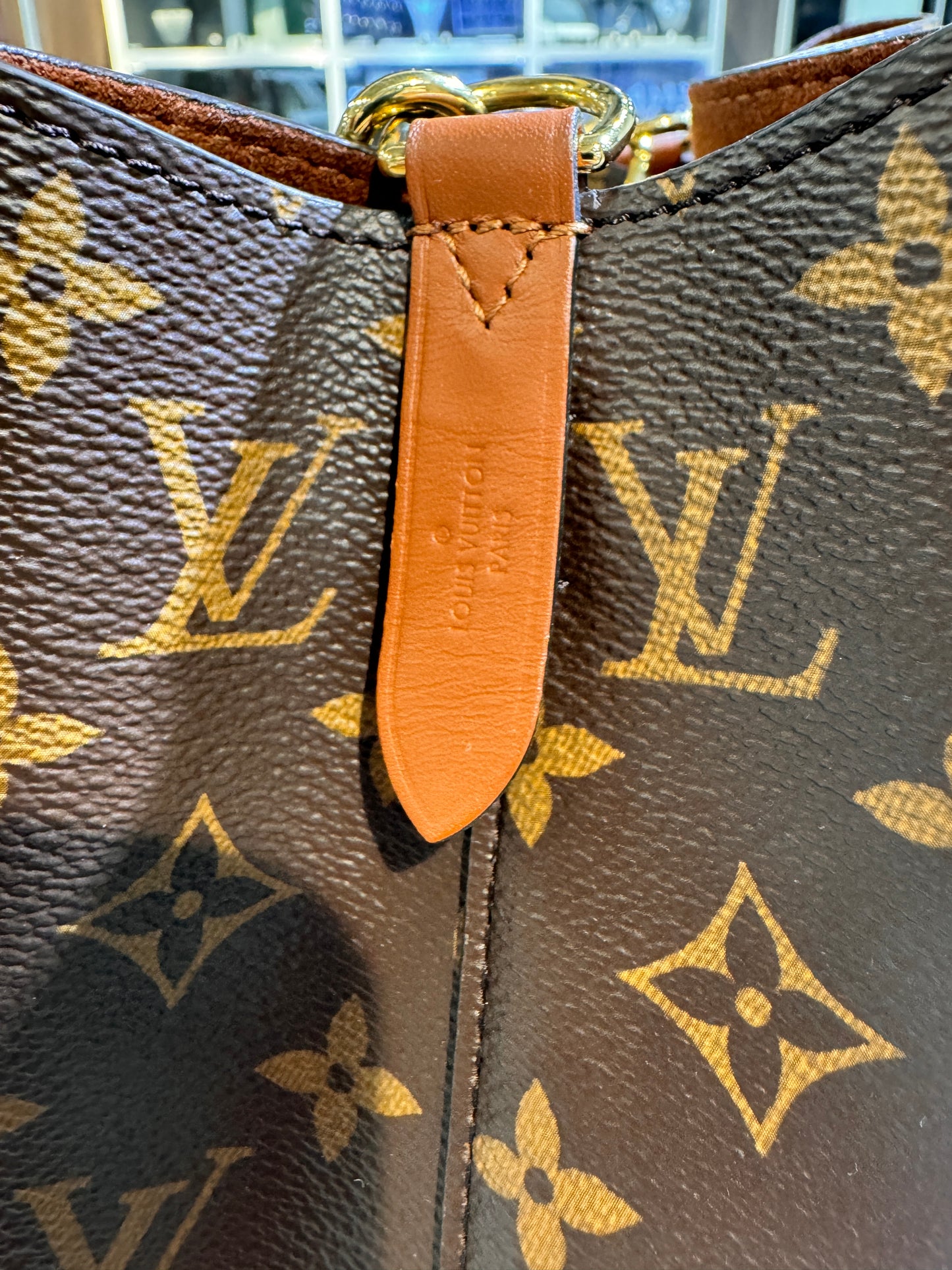 Louis Vuitton NéoNoé Monogram Caramel