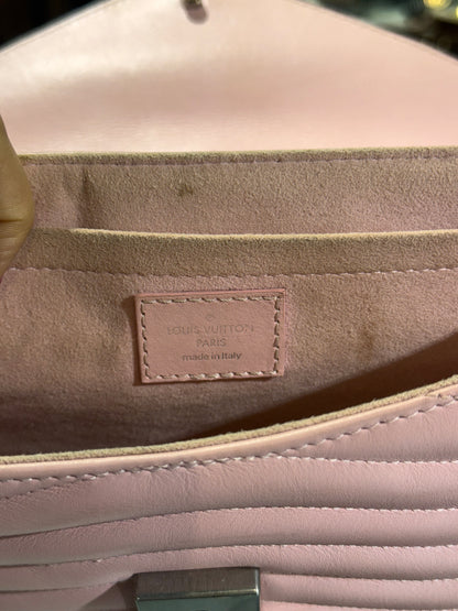 Louis Vuitton Leather New Wave MM