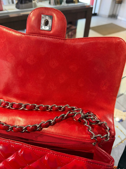 Pre-Owned CC Red Patent Jumbo Single Flap Silver Hardware 2009-2010