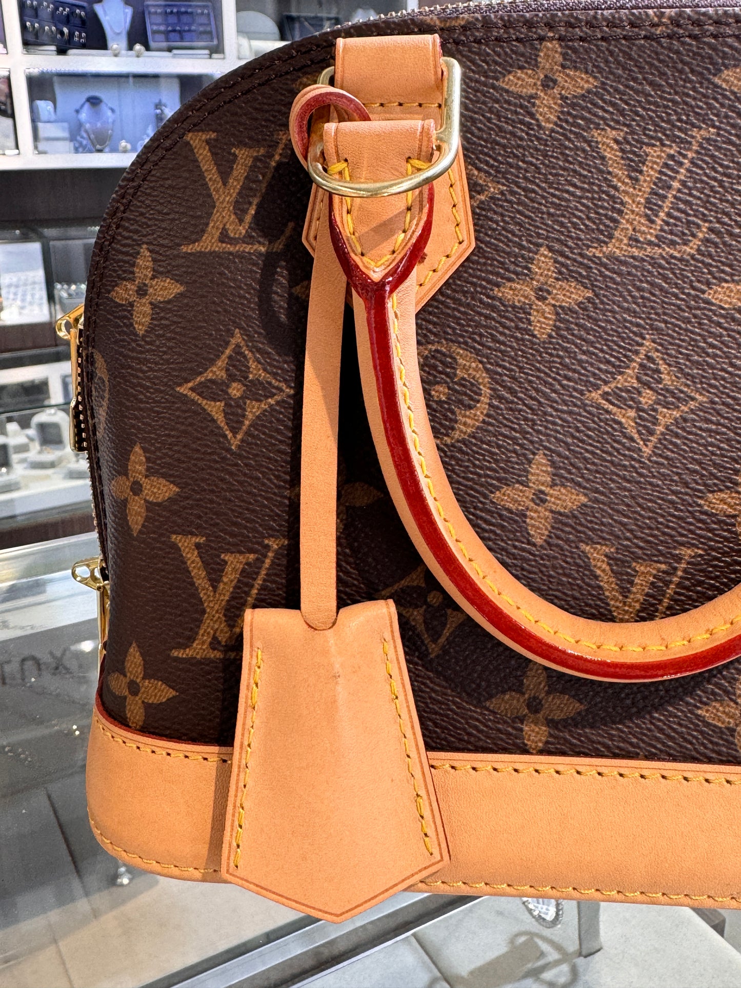 Louis Vuitton Alma BB Monogram