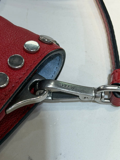 Pre-Owned Red Etiquette Messenger Bag
