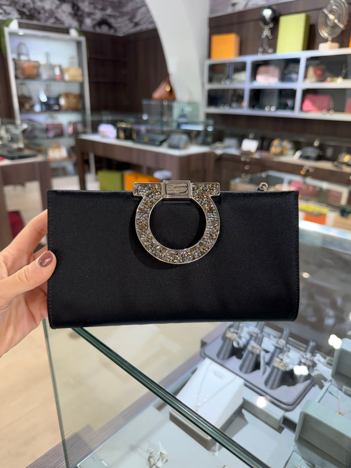 Pre-Owned Salvatore Ferragamo Black Satin Clutch