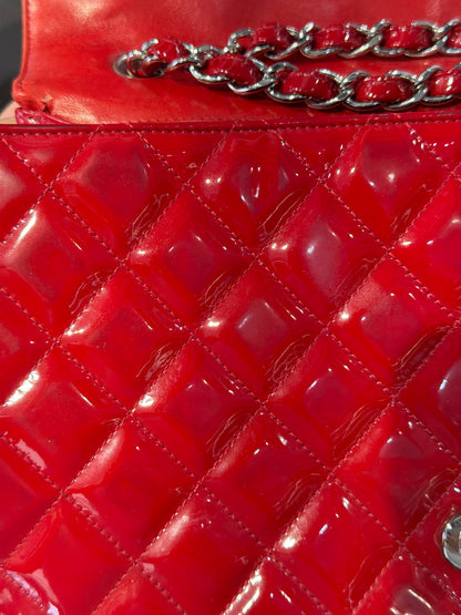 Pre-Owned CC Red Patent Jumbo Single Flap Silver Hardware 2009-2010