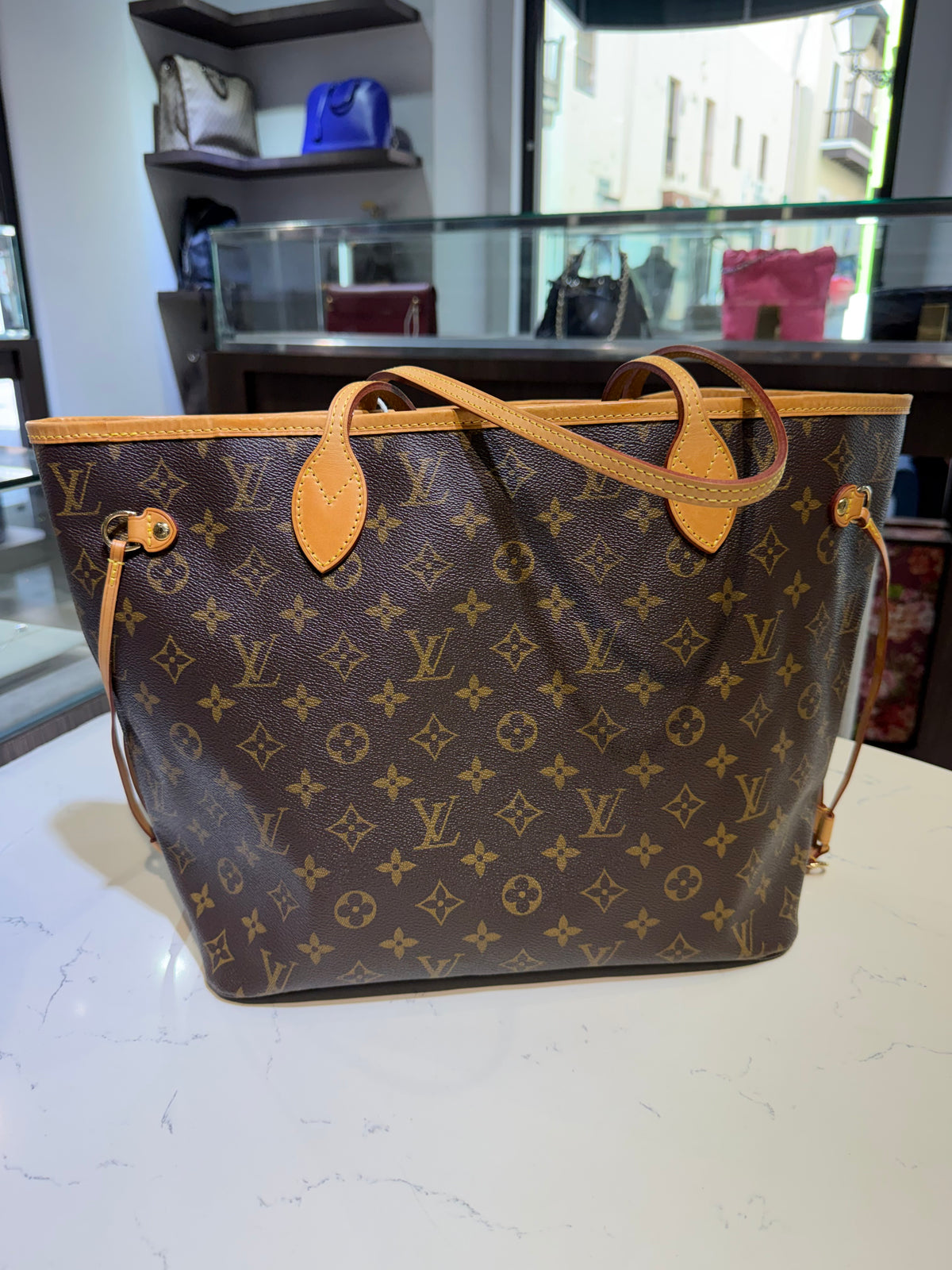 Pre-Owned LV Monogram Neverfull MM