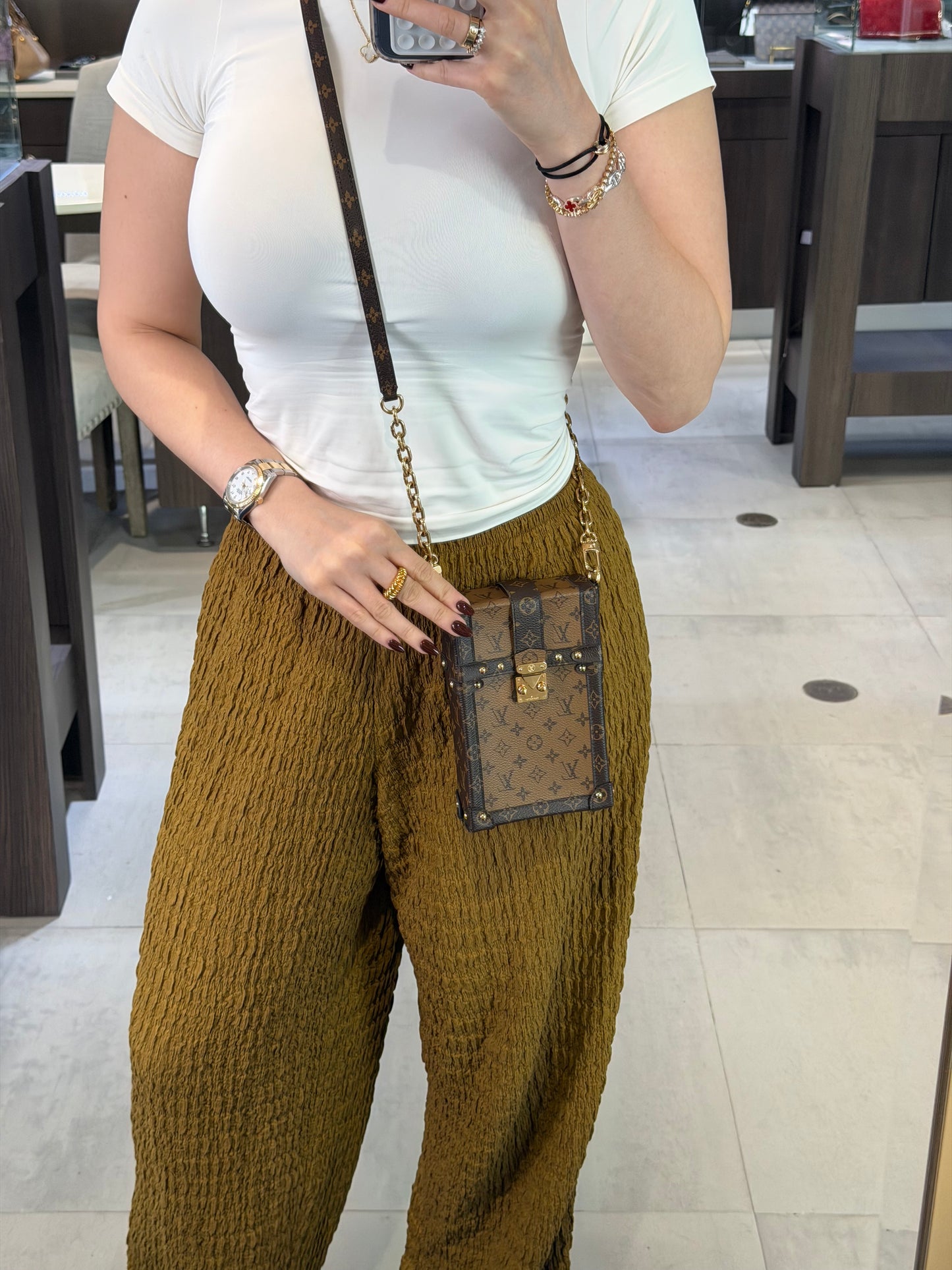 Pre-Owned LV Reverse Monogram Vertical Trunk