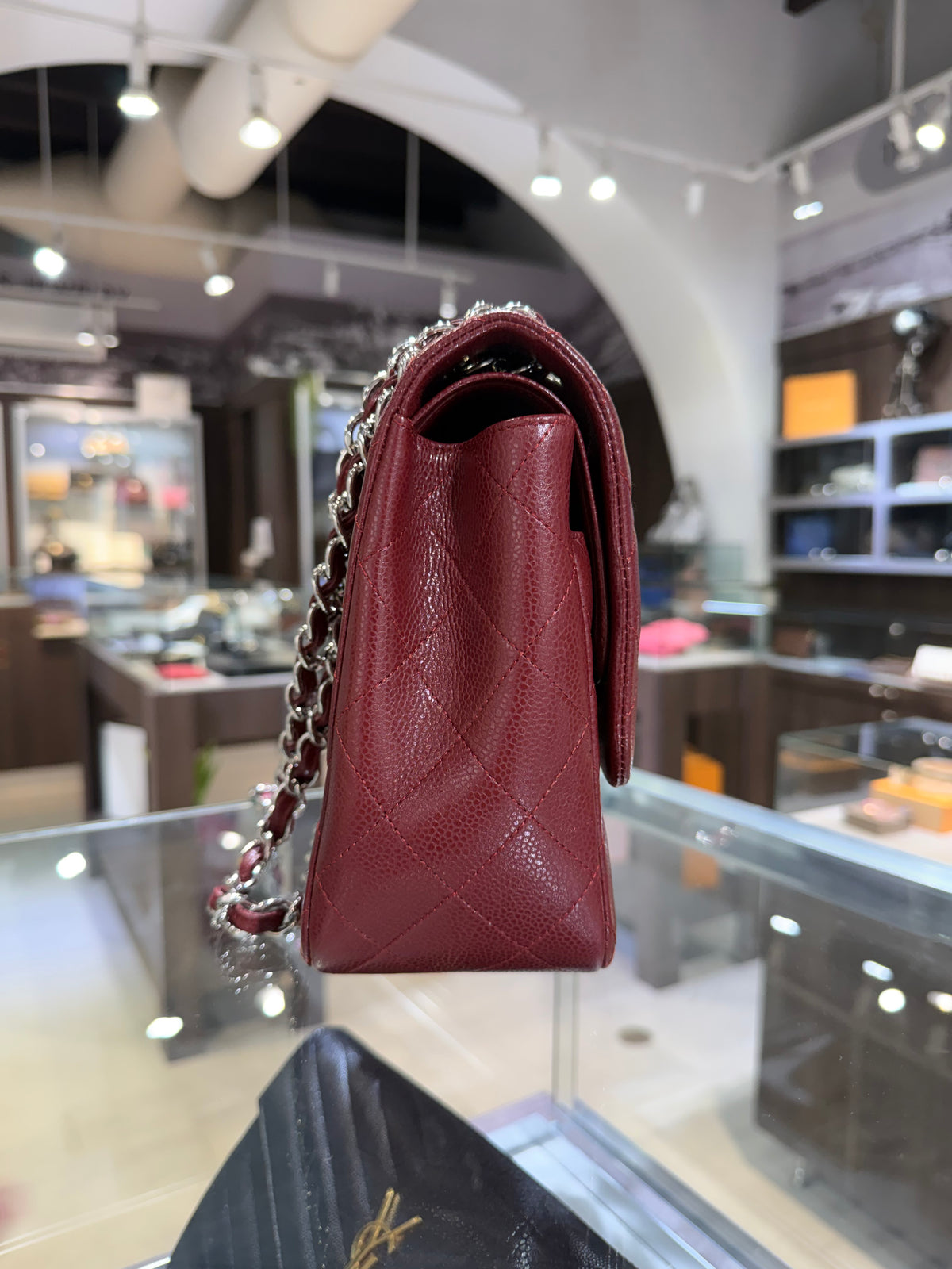 Pre-Owned CC Classic Double Flap Burgundy Caviar Jumbo Silver Hardware
