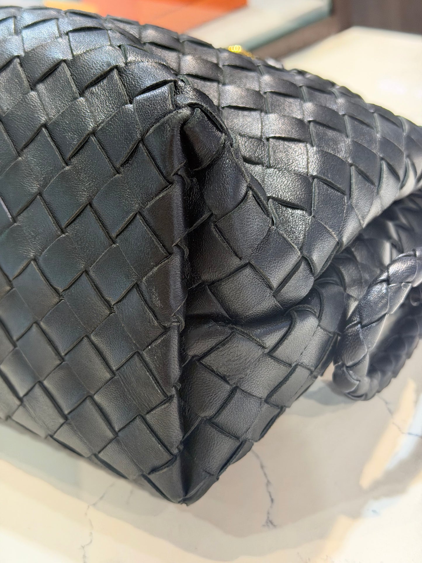 Pre-Owned Bottega Medium Andiamo Black Lambskin