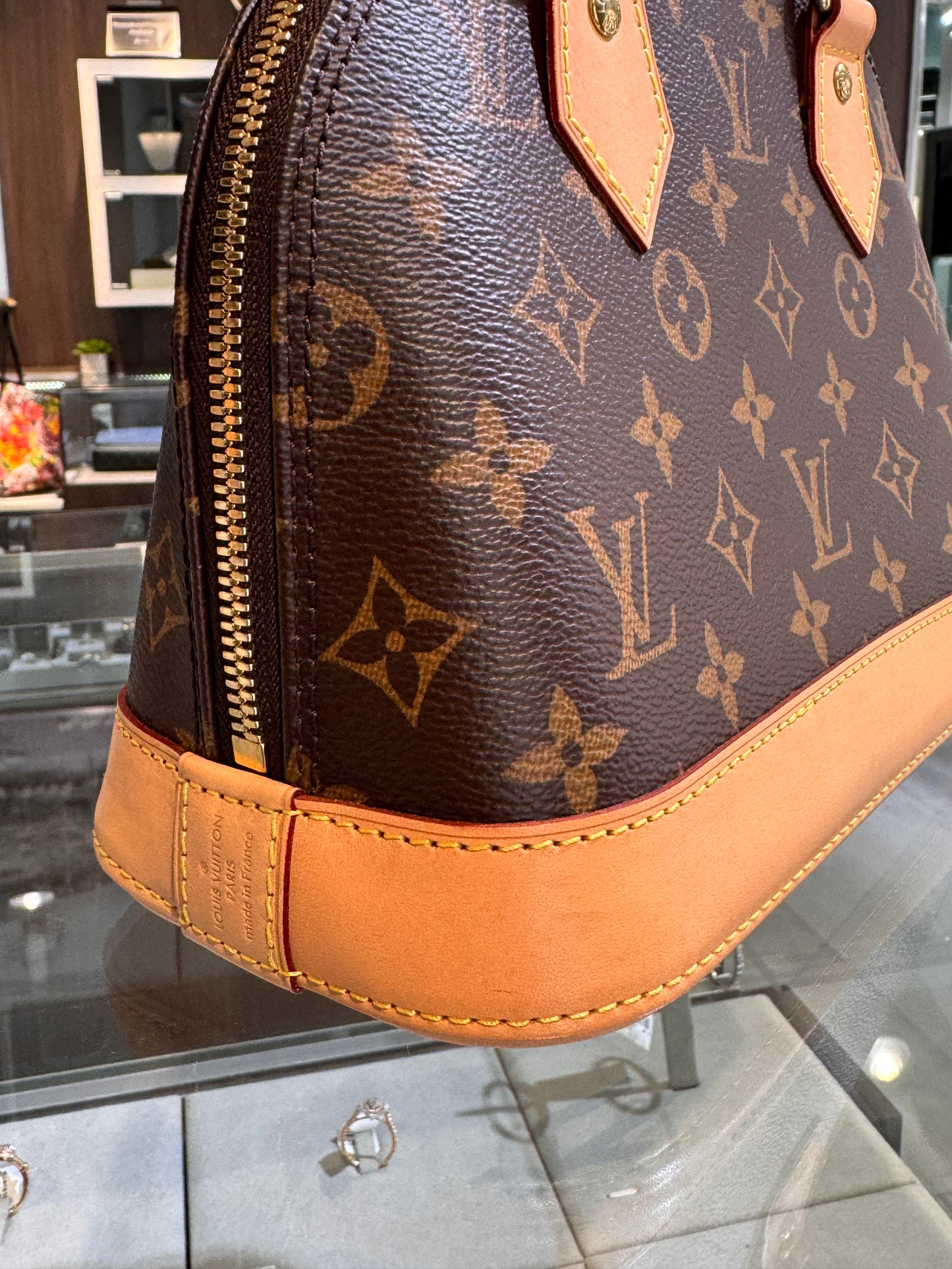 Louis Vuitton Alma BB Monogram