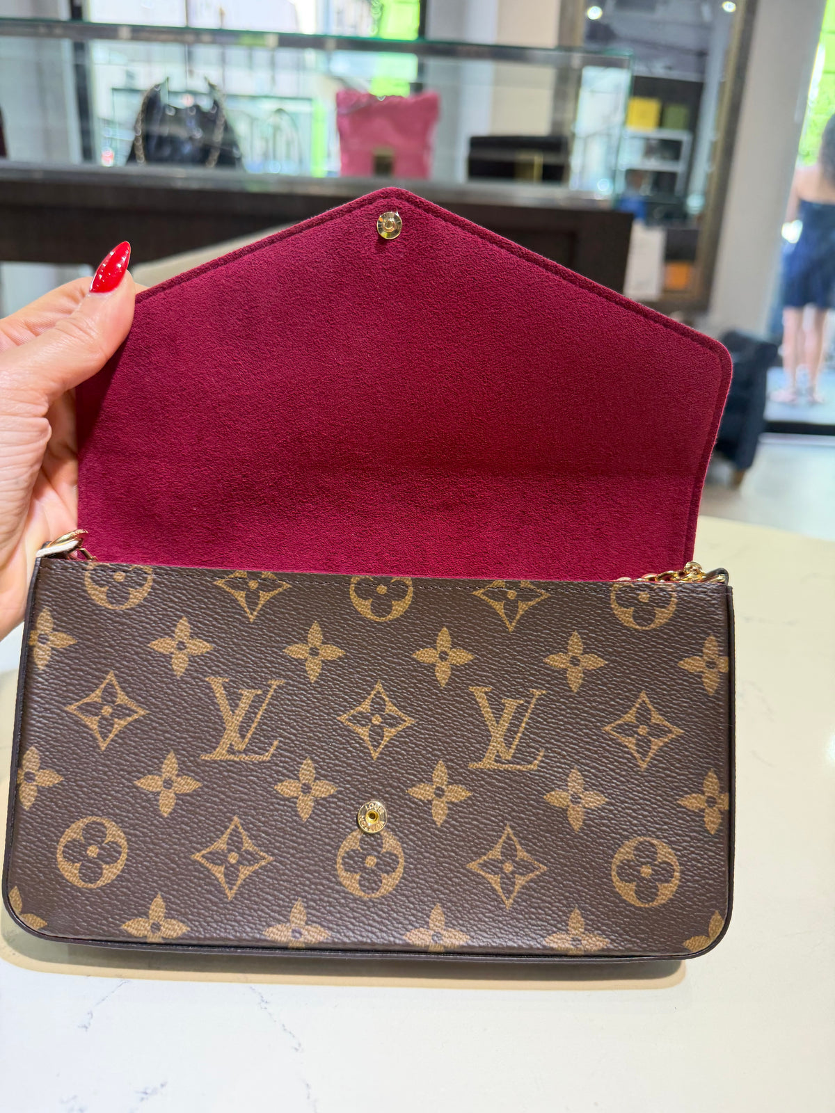 Pre-Owned LV Monogram Pochette Félicie Chain Wallet