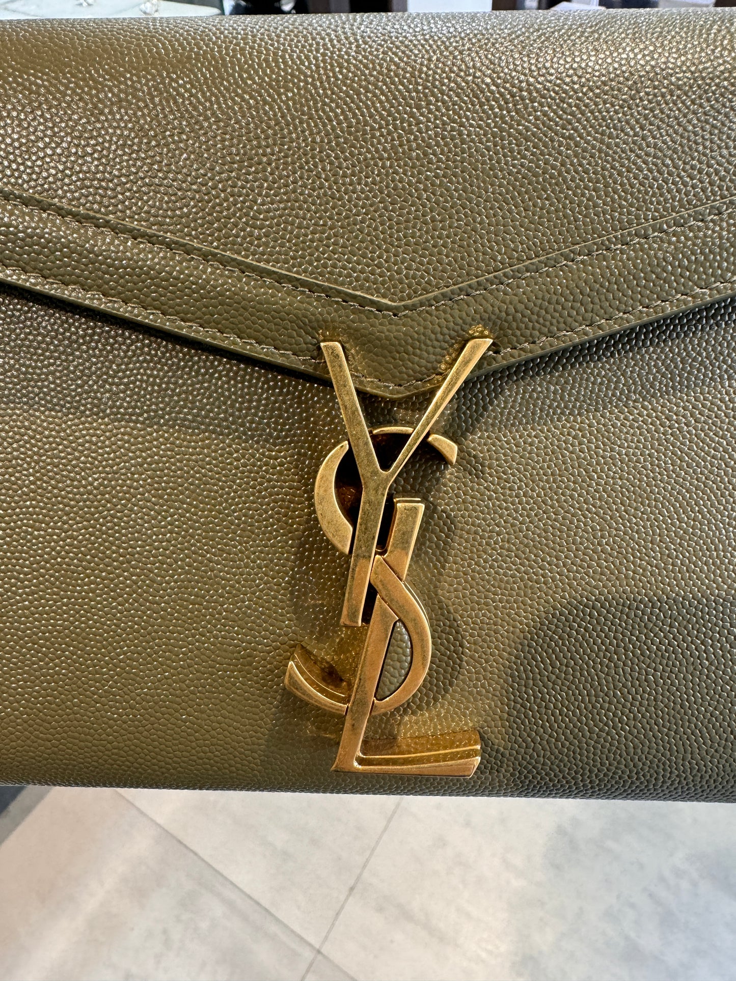 YSL Cassandra Wallet On Chain