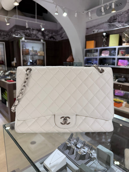 Pre-Owned CC White Caviar Maxi Single Flap