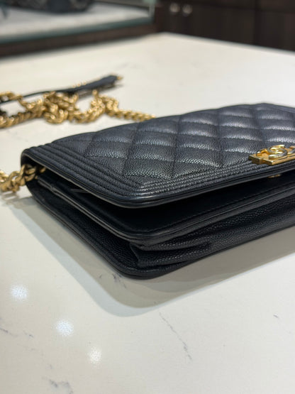 Pre-Owned CC Boy Wallet On Chain Black Caviar Gold Hardware
