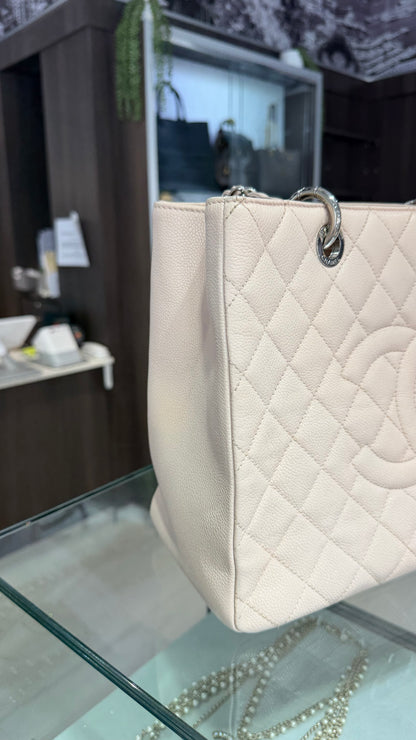 Pre-Owned CC Caviar Shopping Tote Light Pink Silver Hardware