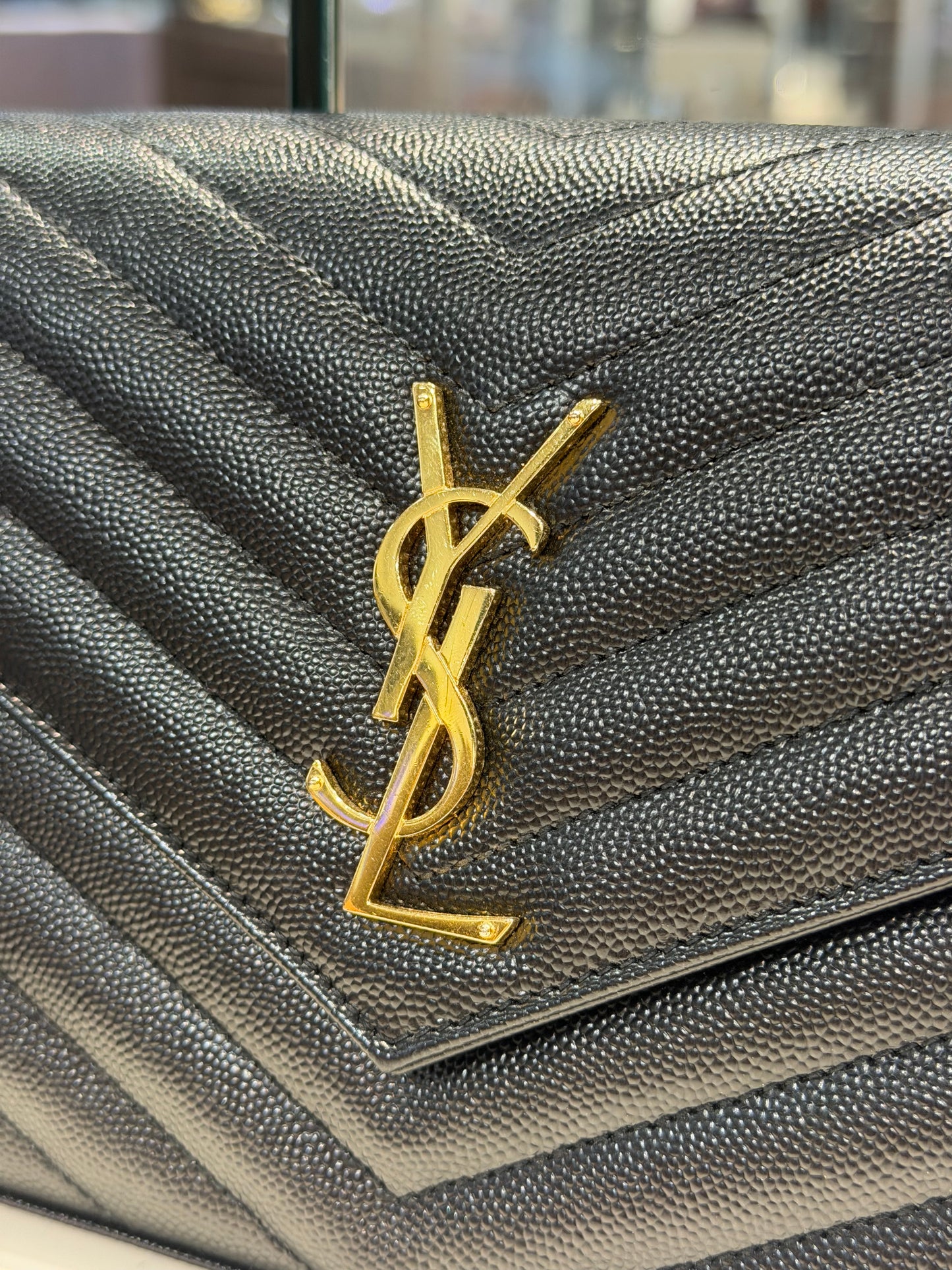 Pre-Owned YSL Cassandre Wallet On Chain In Grain De Poudre