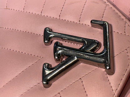 Louis Vuitton Leather New Wave MM