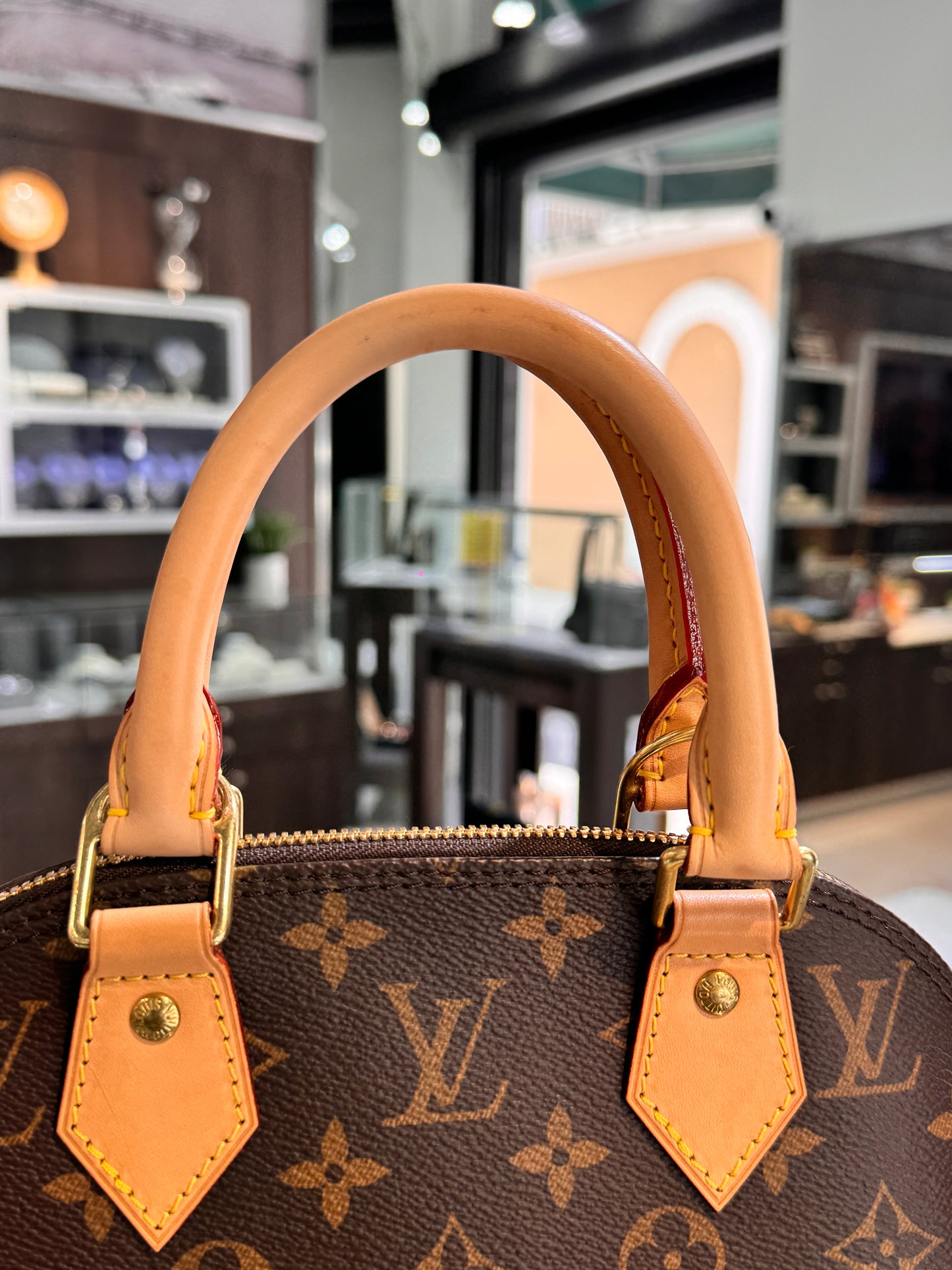 Louis Vuitton Alma BB Monogram