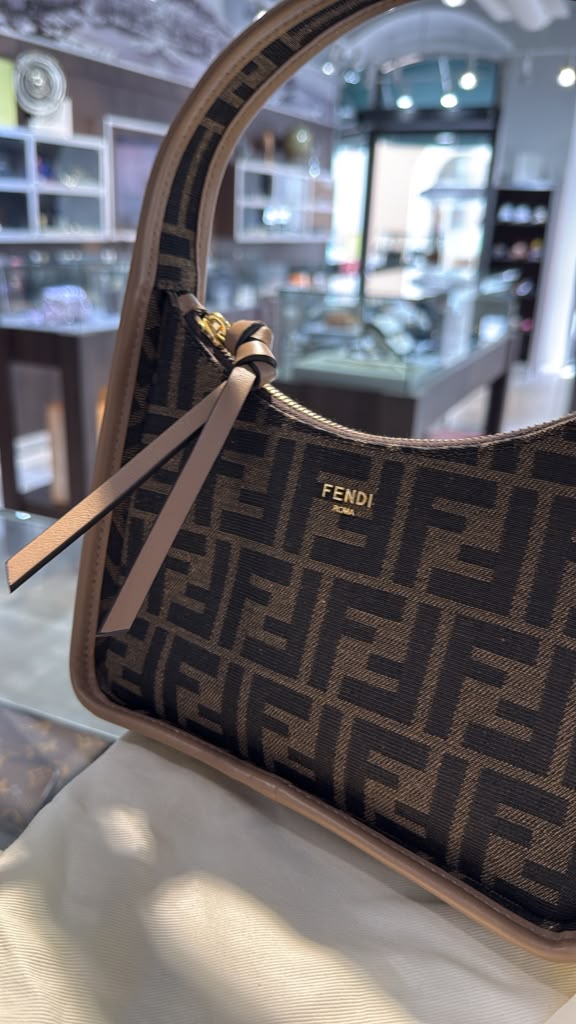 Pre-Owned FF Jacquard Vitello Grace FF Mini Fendessence Shoulder Bag