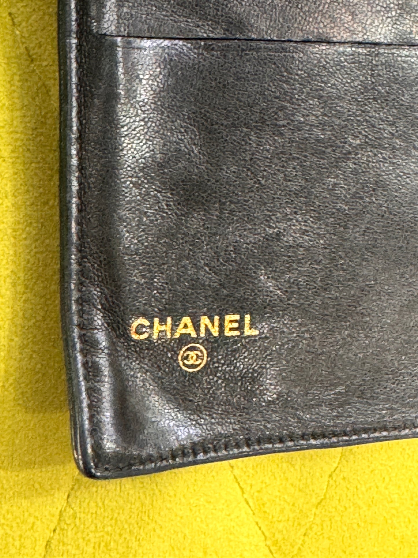 Vintage Chanel Bifold Wallet Lambskin