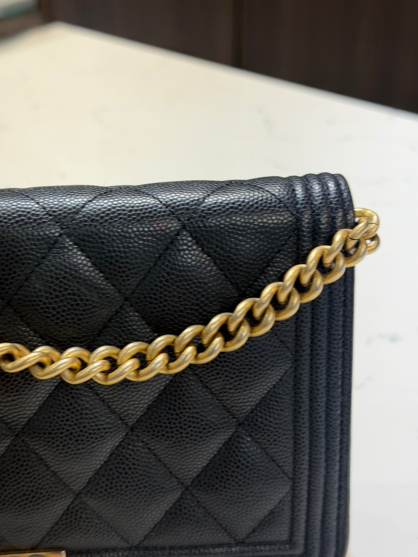 Pre-Owned CC Boy Wallet On Chain Black Caviar Gold Hardware