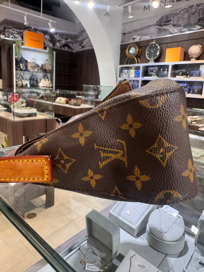 Louis Vuitton Monogram Looping