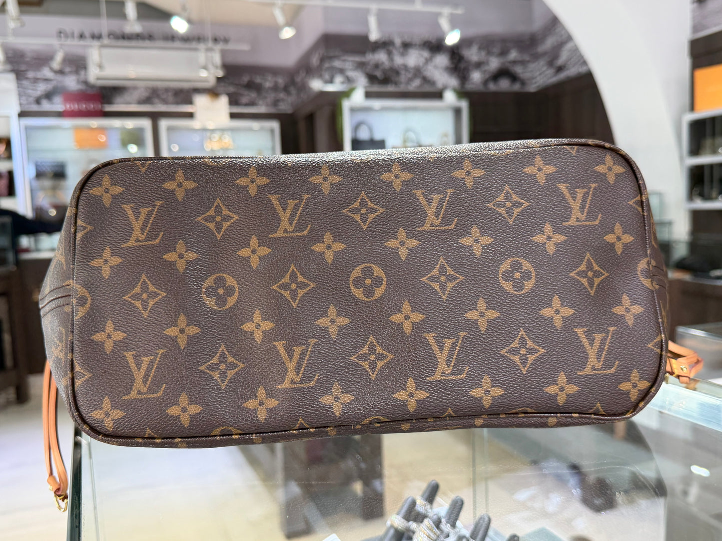 Pre-Owned LV Monogram Neverfull MM Pivoine Pink