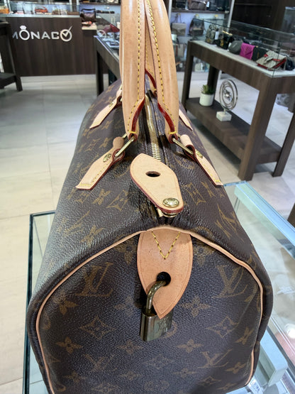 Louis Vuitton Monogram Speedy 30